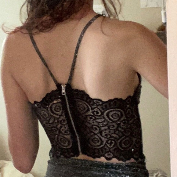 Sparkly lace body suit - Picture 2 of 4